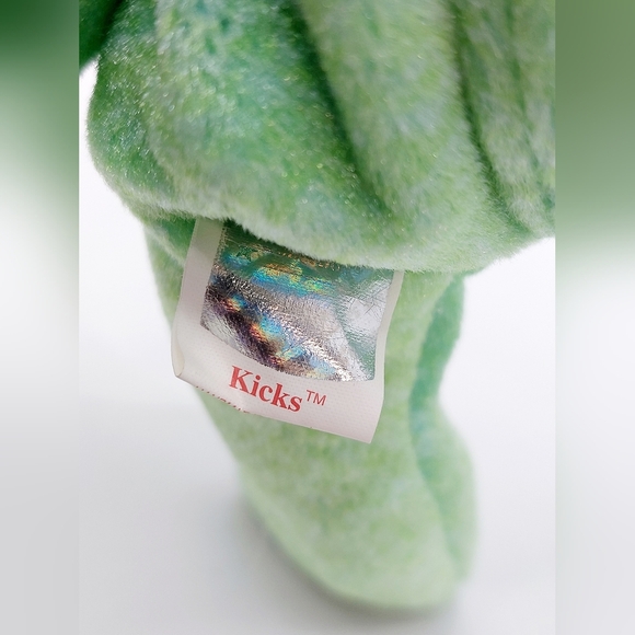 Vtg Retired Ty Beanie Baby Kicks the Soccer Bear Plush Toy‎ - Picture 7 of 8